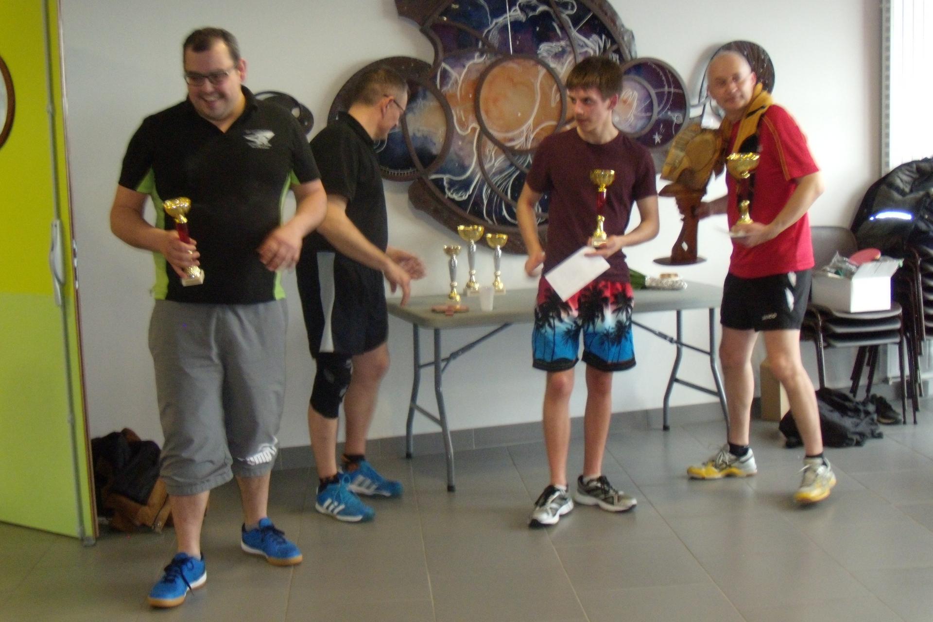 65 le podium adulte